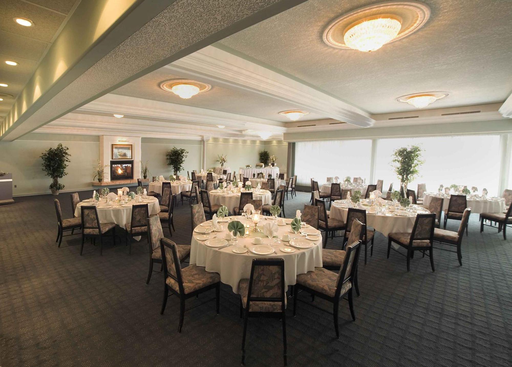 Chateau Louis Hotel & Conference Centre 에드먼턴 외부 사진