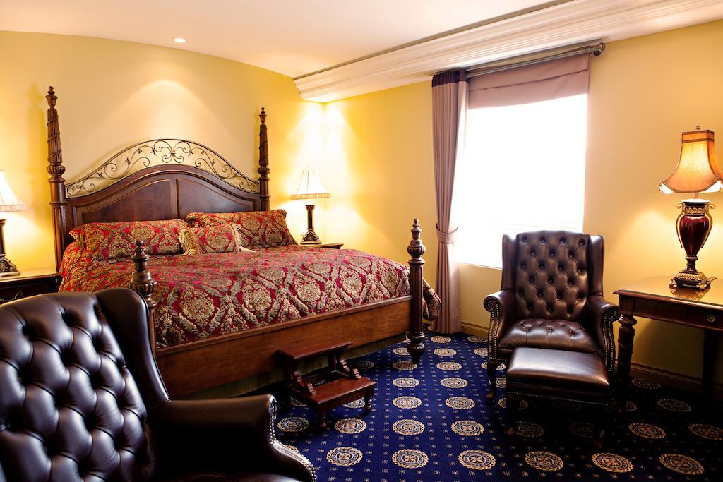 Chateau Louis Hotel & Conference Centre 에드먼턴 외부 사진