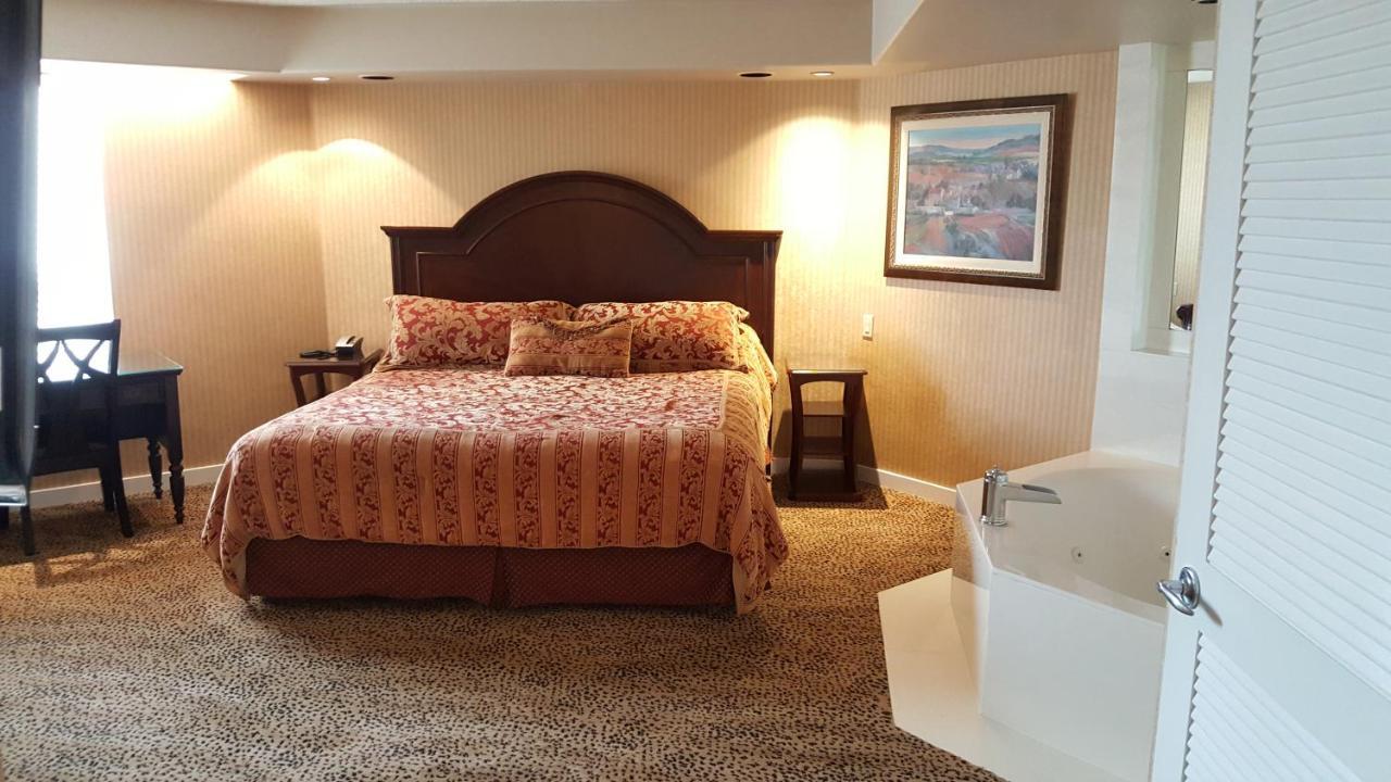 Chateau Louis Hotel & Conference Centre 에드먼턴 외부 사진