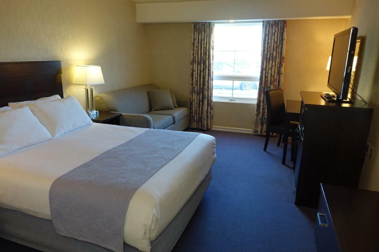 Chateau Louis Hotel & Conference Centre 에드먼턴 외부 사진
